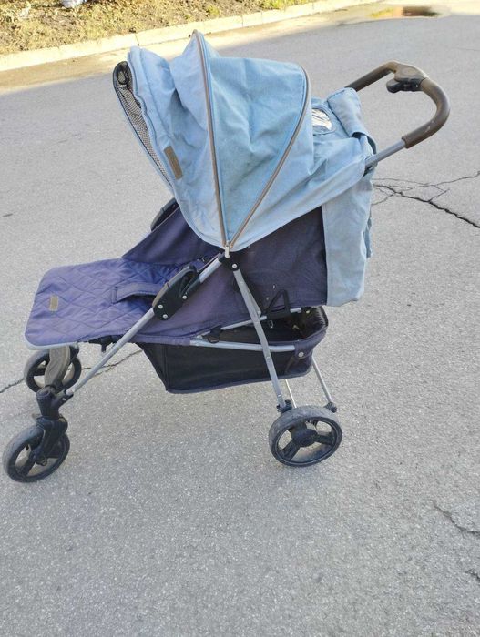 Детска, лятна количка на символична цена