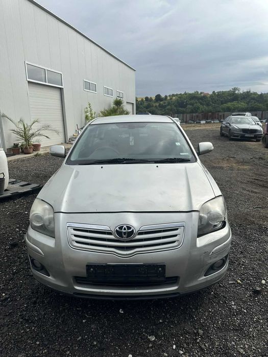 Toyota Avensis FACELIFT 2. 2 D-4D 126 к. с. НА ЧАСТИ