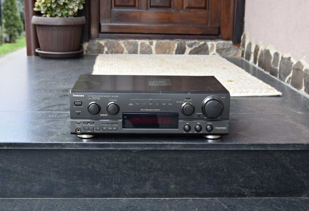 Amplificator 5.1 Technics SA-AX 530, Receiver