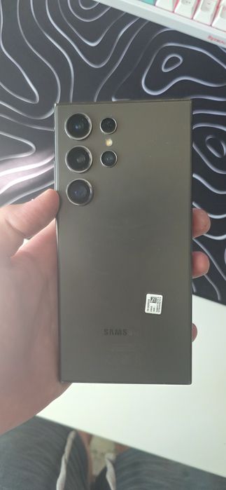 Vand Samsung S24Ultra 12gb ram si 256gb stocare