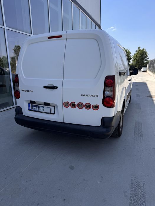 PEUGEOT Partner 2018 — imagine 4