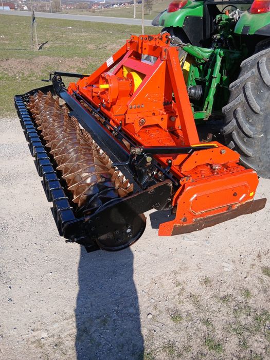 Freza grapa rotativa de  pamant Maschio DC 3000