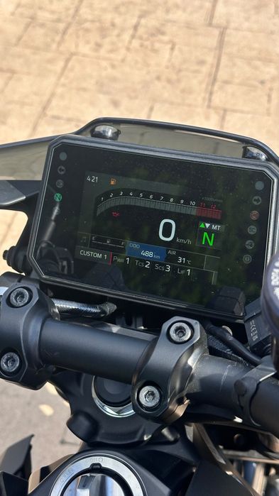 Yamaha MT 09 Y AMT 2025