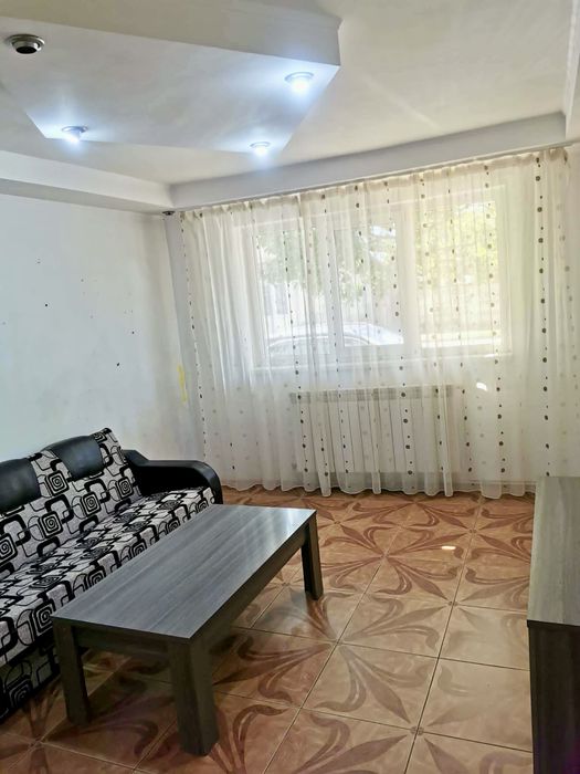 De inchiriat apartament cu 2 camere la parter zona garii