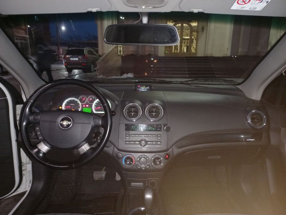 Нексия-3 сотилади