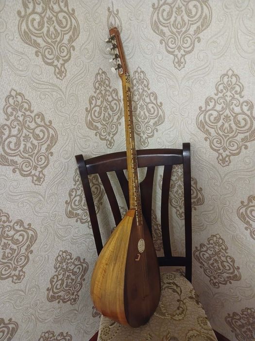 Turetskiy soz. Ustasi Abdulxaq 2000yilda yasalgan .Ovozi juda mayin