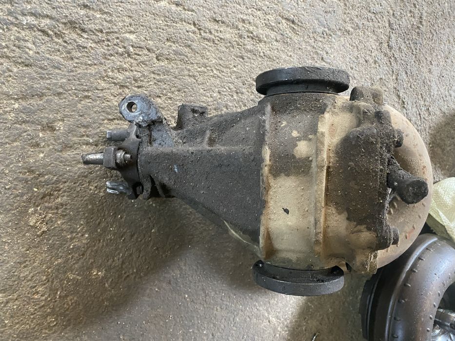 Продам редуктор 3.91 w202