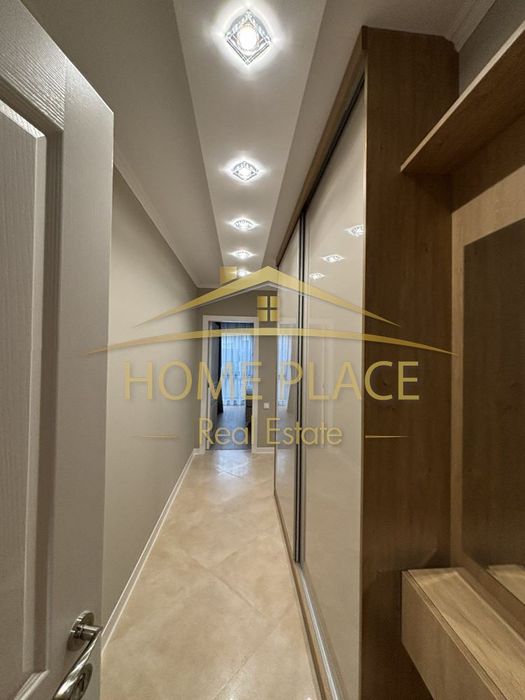 Дава се под наем Тристаен апартамент в Варна, Център - 95 кв.м за 1224 € - Снимка #11