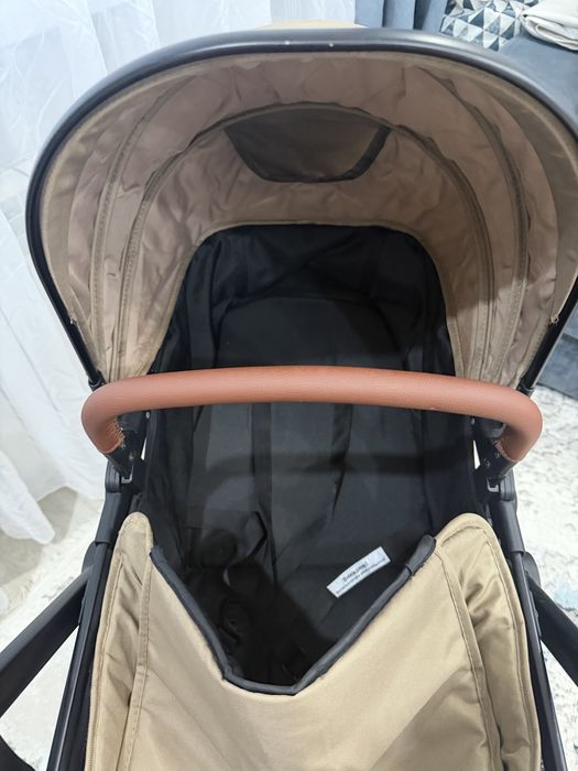 Продается коляска Tomix в отличном состоянии