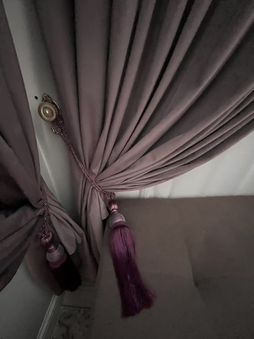 Продам шторы 4 шт