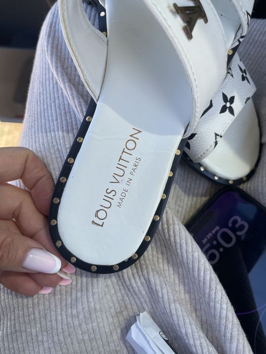 Slapi , papuci dama louis vuitton marimea 38