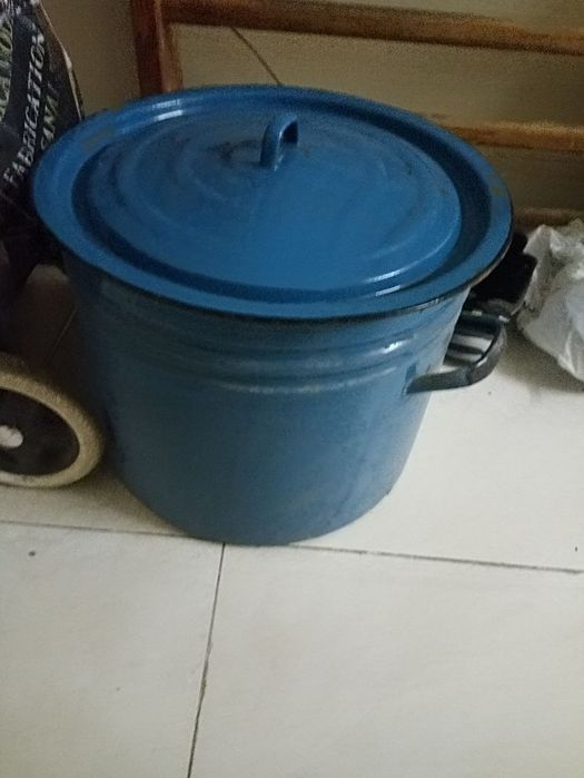 Кастрюля в хорошем состоянии