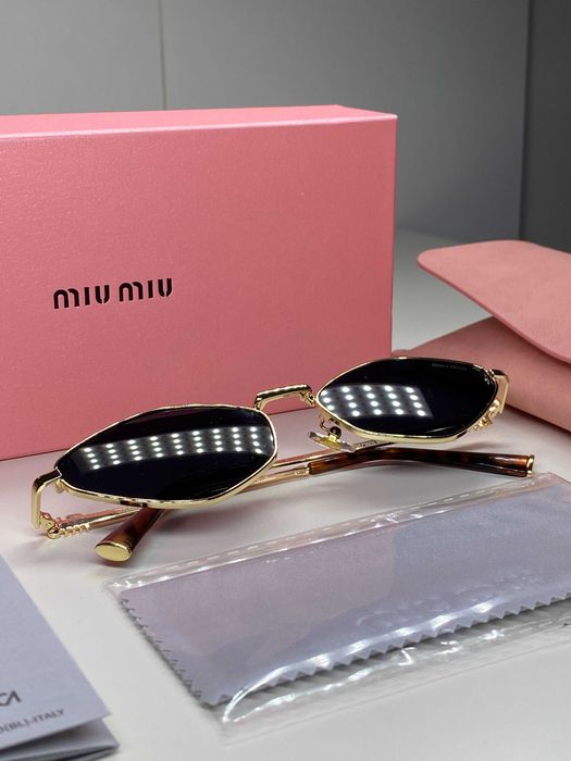 Ochelari de soare Miu Miu
