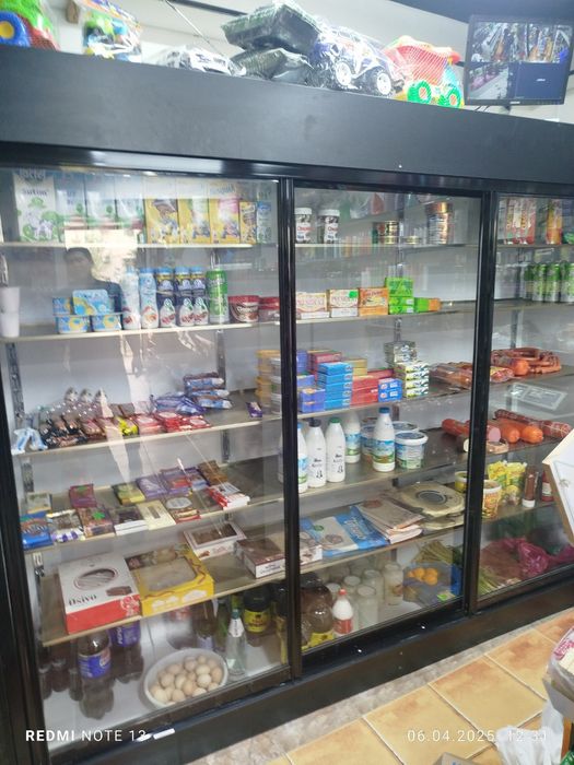 Витрина Шкаф холодильник Сотилади оптом нархлада