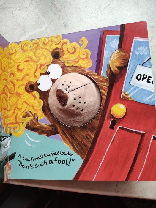 Детска книжка Мечокът и косата