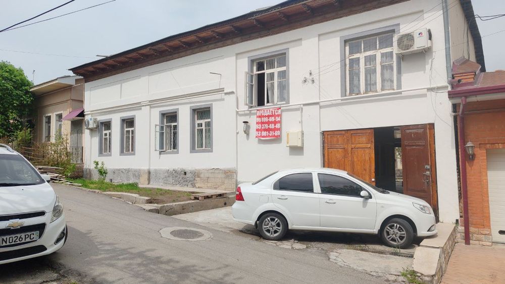 Hovli sotiladi 6 sotix