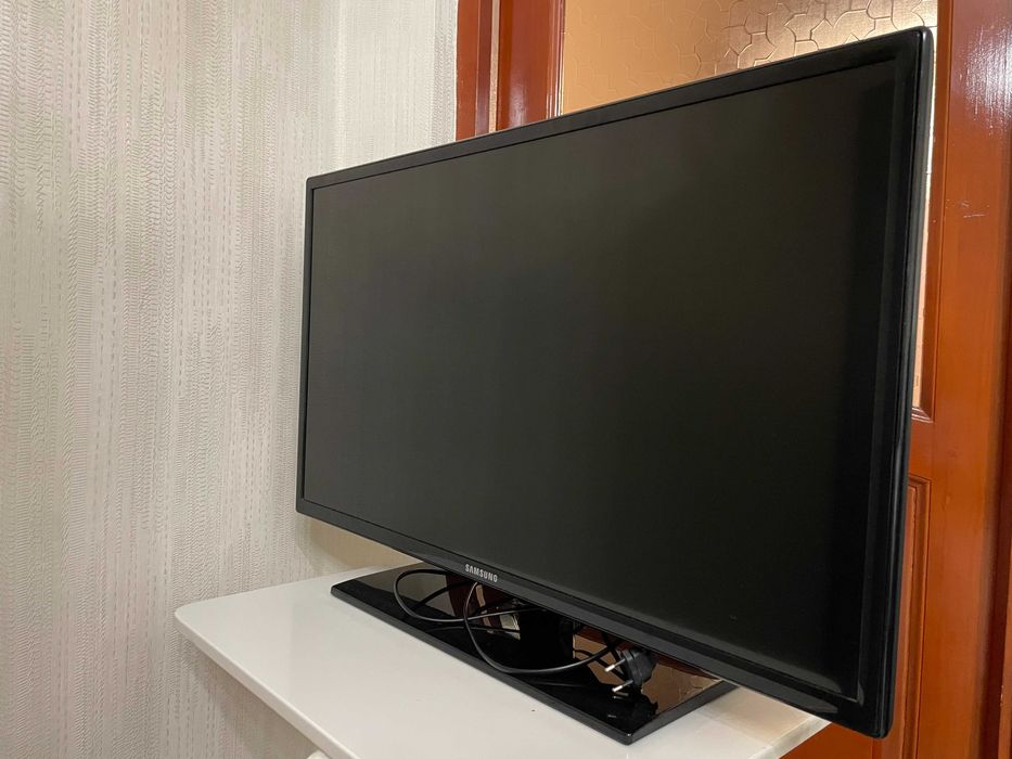 Телевизор Samsung 32' диагональ