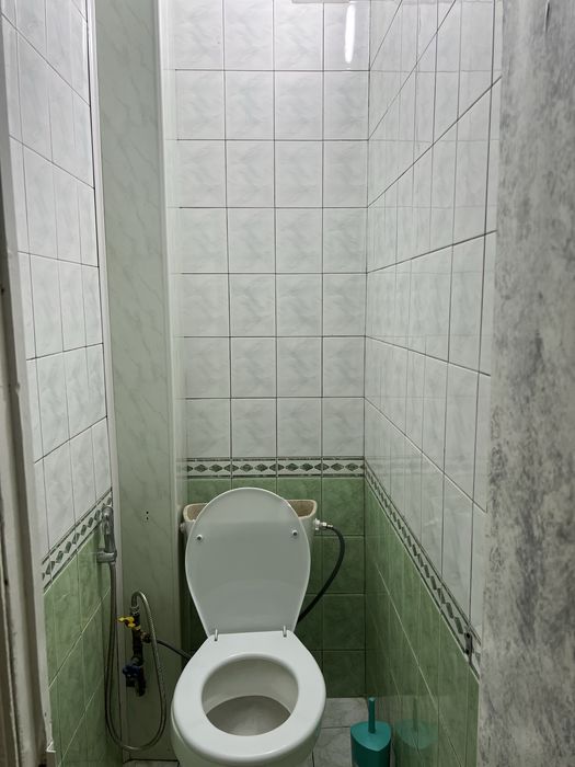 5ком.кв.Юнусабад-2.Корзинка.Банковский дом.С обстановкой.Два санузла.