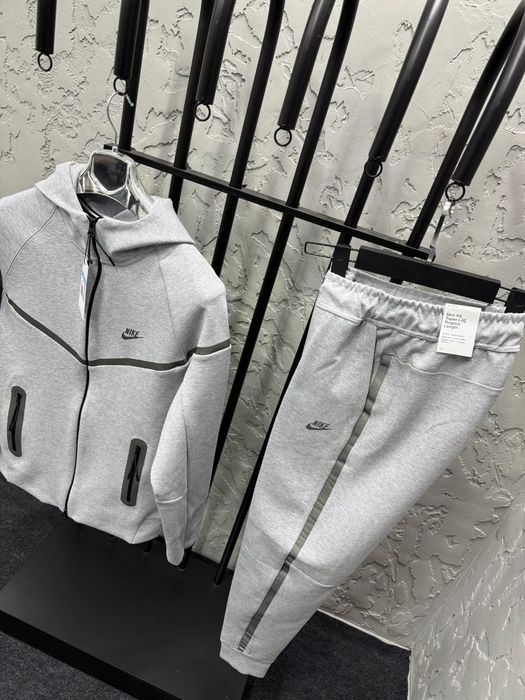 Nike Tech Fleece спортен екип активен джоб