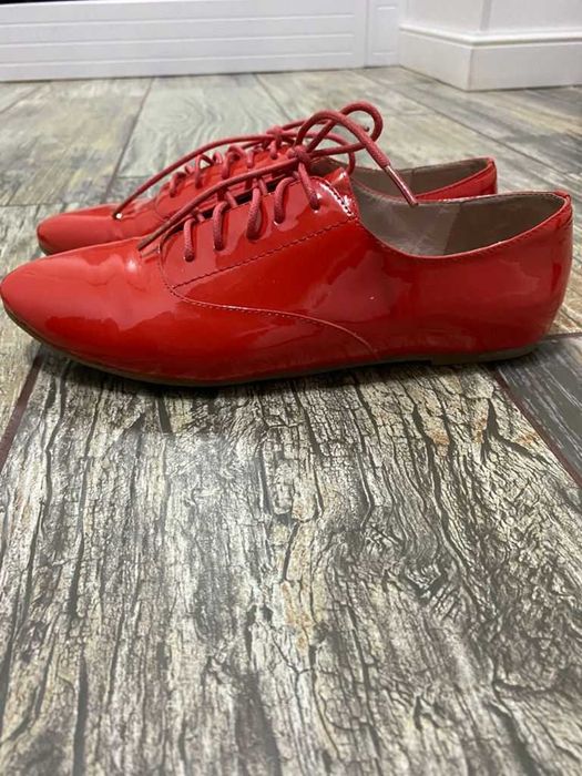 Продам кожаные туфли