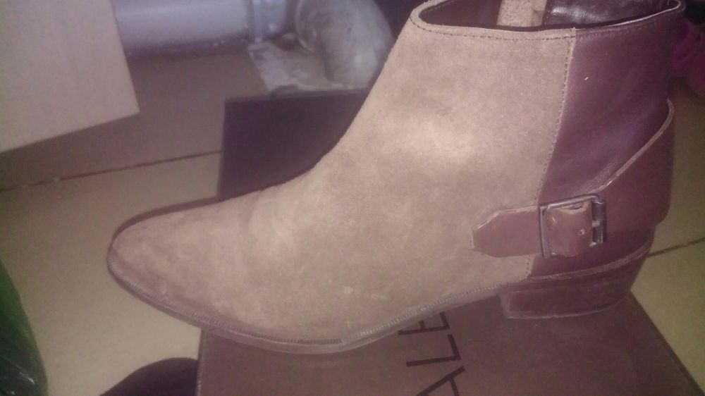 Продам Ботинки от манго