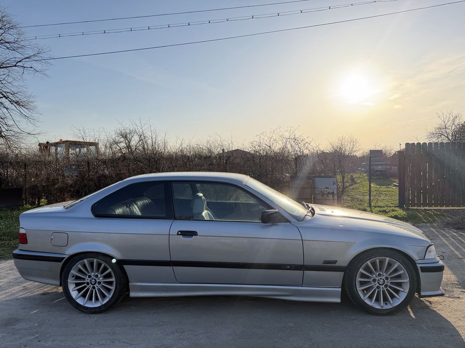 E36 320i M52B20 coupe