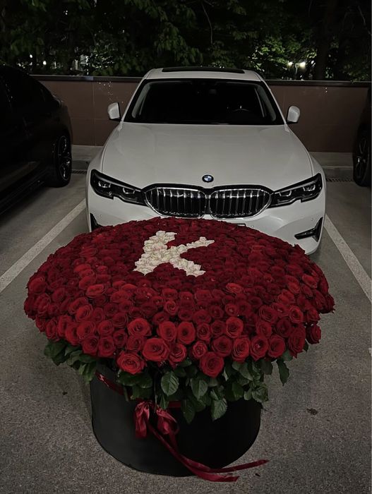 Голландские розы 650тенге