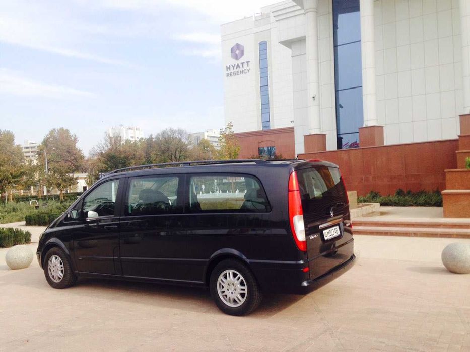 Mercedes Viano продается