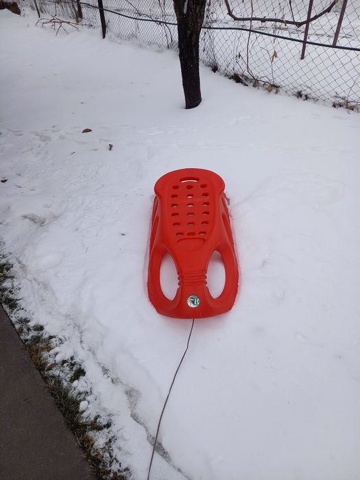 Продам санки, прочные!!!