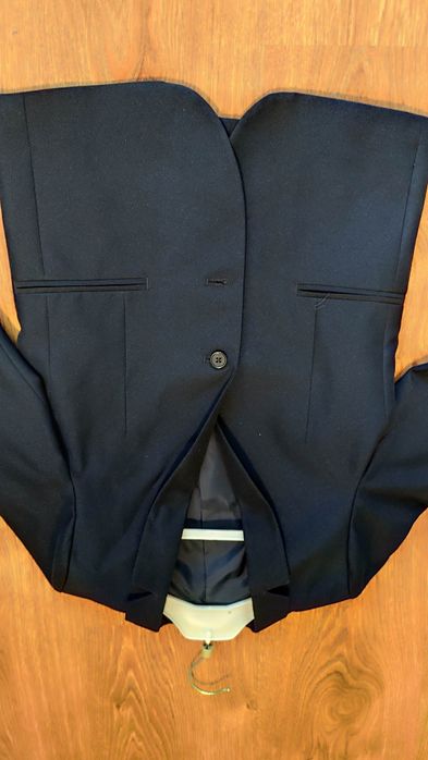 Сако HM момче  р.7-8 г.