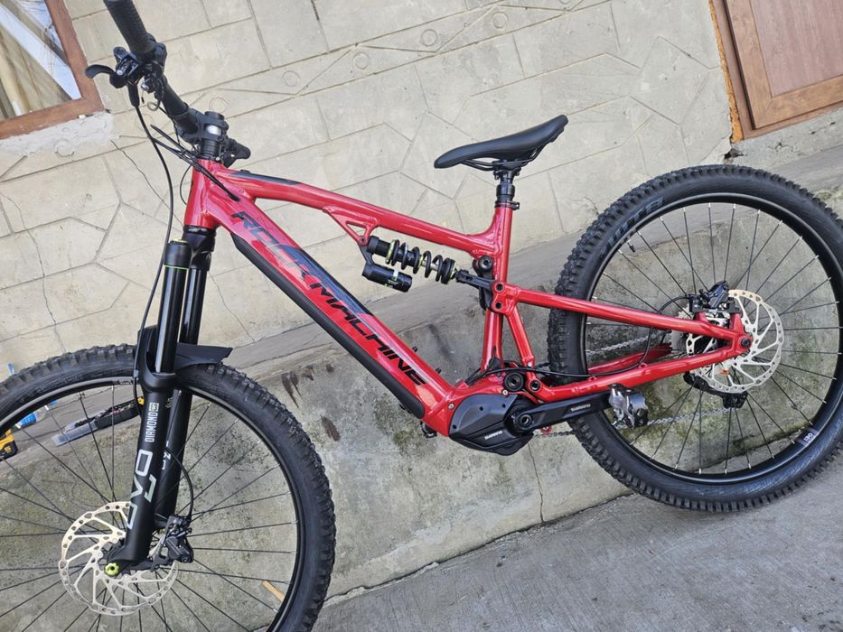 Vând Bicicletă Mărimea M