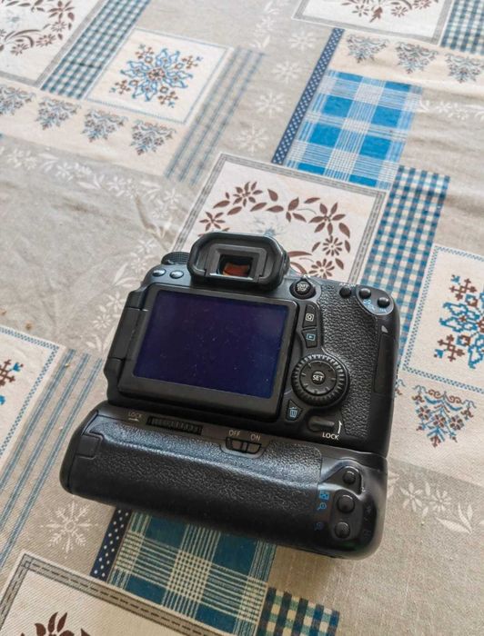 Aparat foto Canon 70D