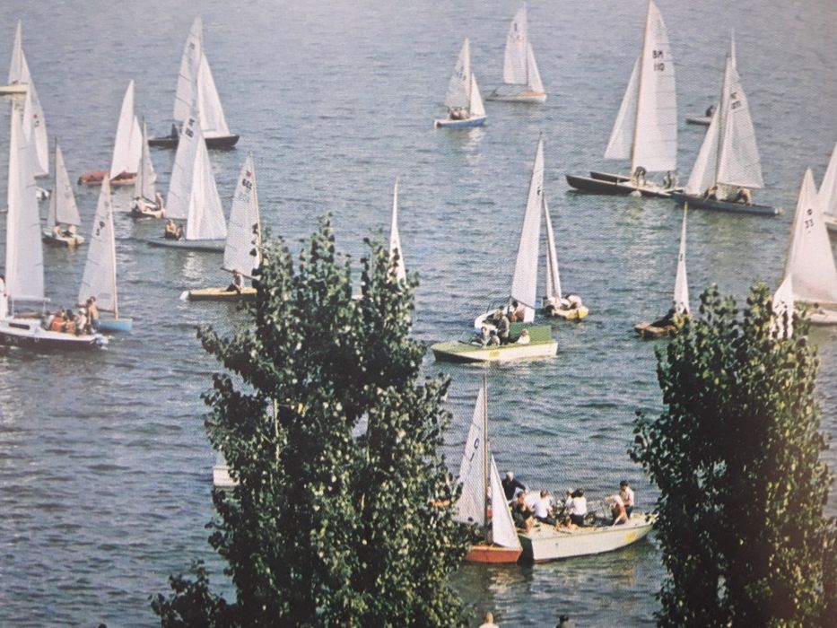 Продам книги разные журналы