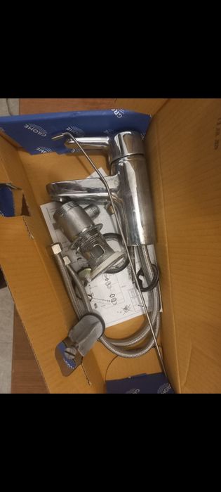 Смесител за мивка  идеал