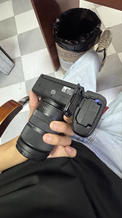 sony 6700 sigma 18-50мм
