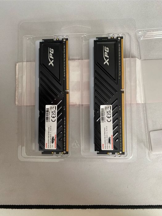 Adata xpg d35g rgd 16gb ddr4
