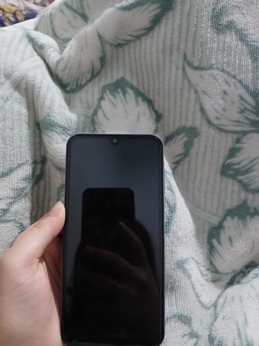 продам телефон Samsung a15