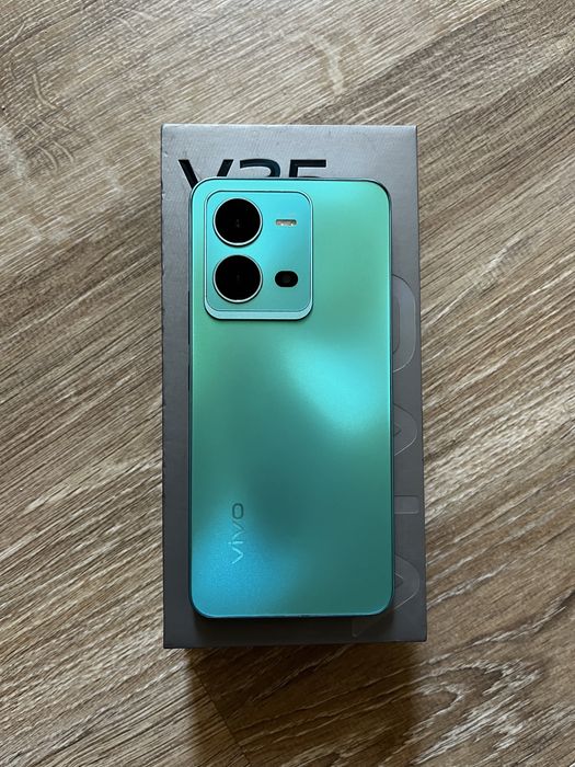 Vivo V25/Смартфон