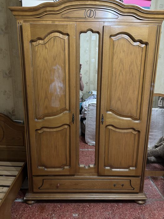 Продам шкаф и кровать