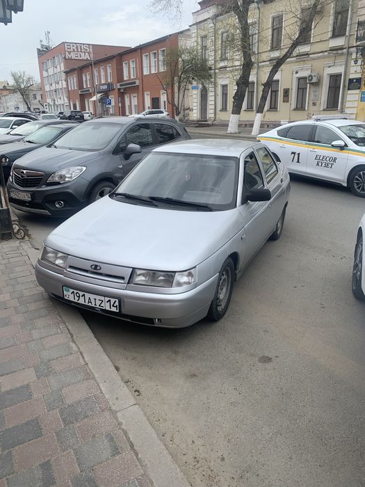 Продам ваз 2110.