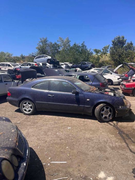 Мерцедес цлк 200 компресор 1999 година на части