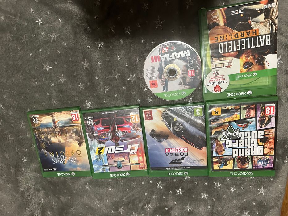 Vând xbox one s cu 6 jocuri