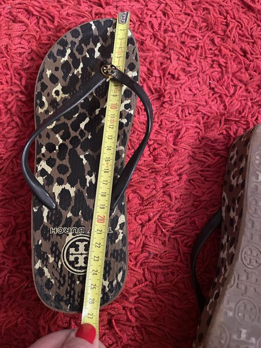 Papuci/slapi plaja Tory Burch