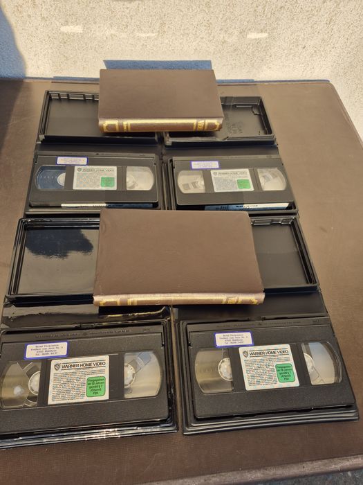 Vând Lot 13 casete video VHS originale 110-180 minute colectie de filme diferite