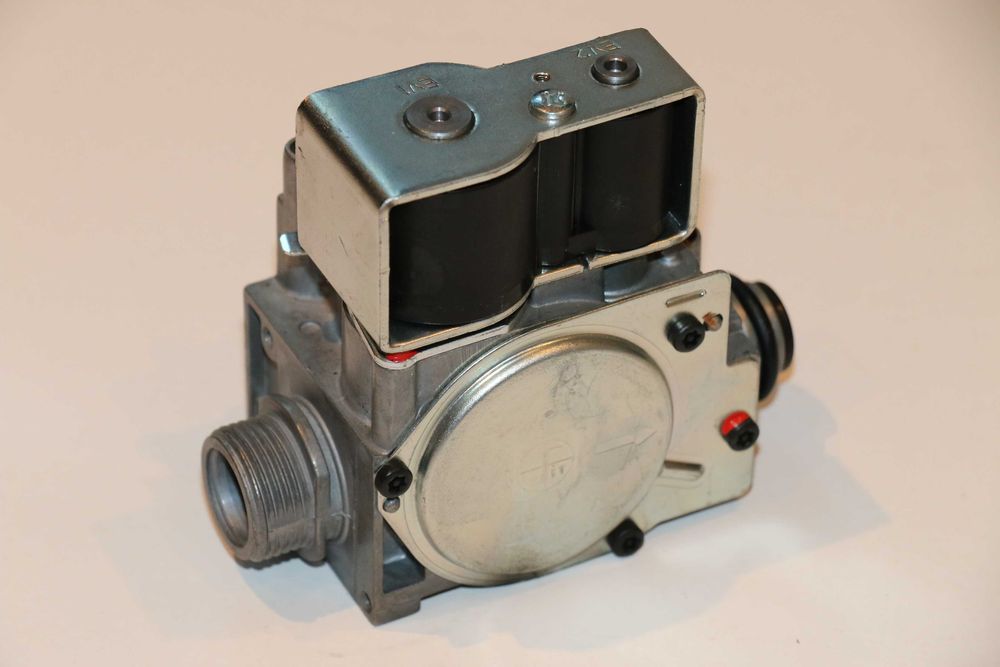 Vana de gaz Sigma 848 centrala termica Ariston Clas Evo Cares HS