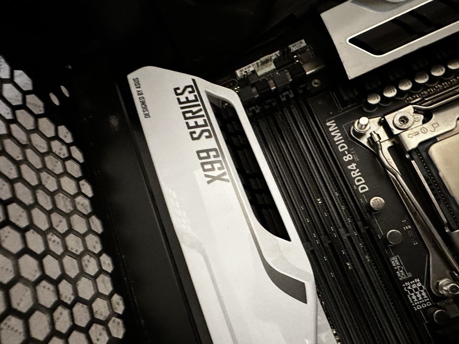 kit mb Asus x99s + cpu  i7