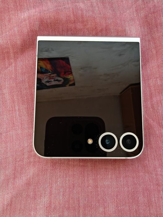 Samsung Galaxy z flip 6