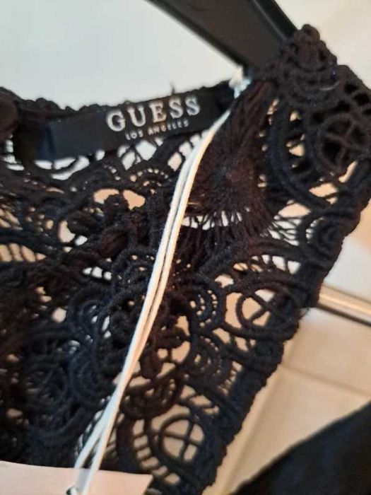 Guess елегантна черна рокля