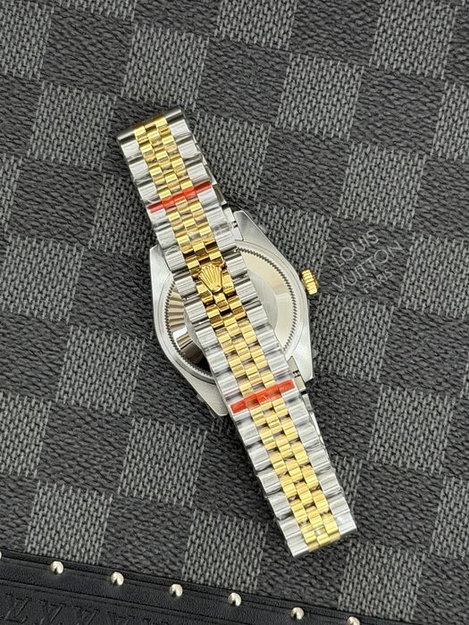 Rolex Date-Just 31 Olive Green Diamond Dial