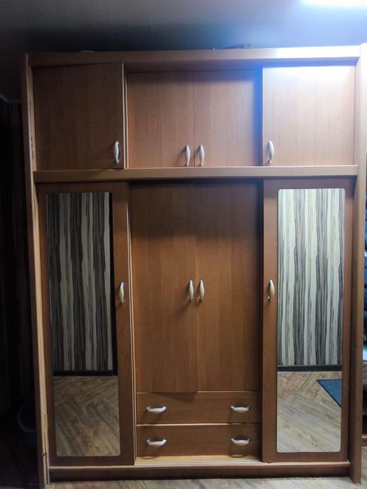 Продам прихожую не дорого